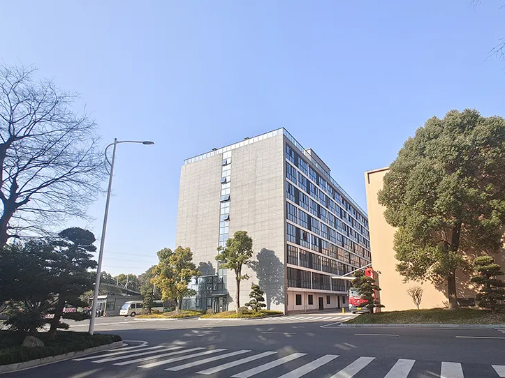 如何為化工染料公司提升功率因數(shù) 避免罰款并降低運(yùn)營成本